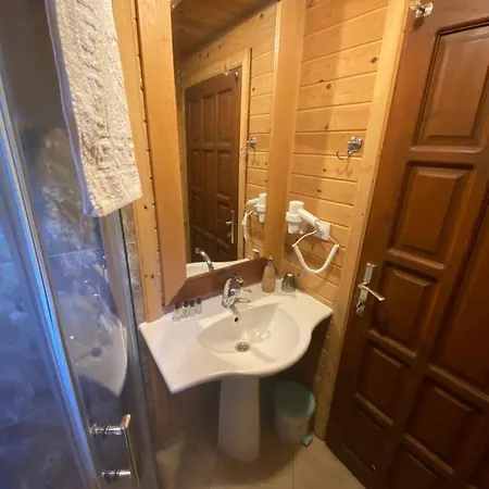 Kidrak Otel Montenegro-1 Affittacamere Faralya
