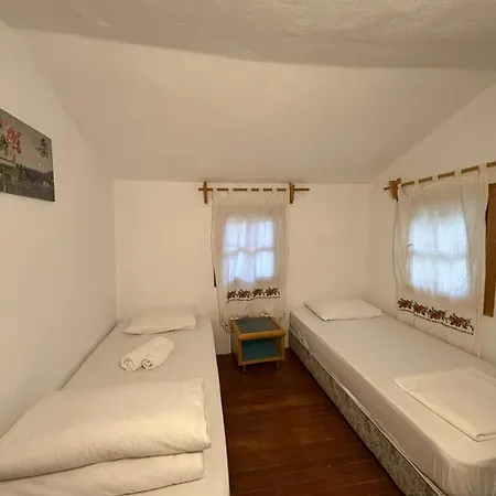 Kidrak Otel Montenegro-1 *