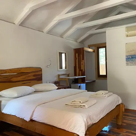 Affittacamere Kidrak Otel Montenegro-1 Faralya